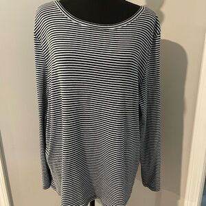 Talbots tee NWOT